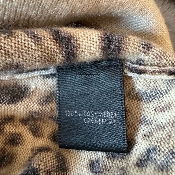 Lafayette 148 New York Cashmere Leopard Animal Print Cowl Neck Sweater Size L - Picture 9 of 11